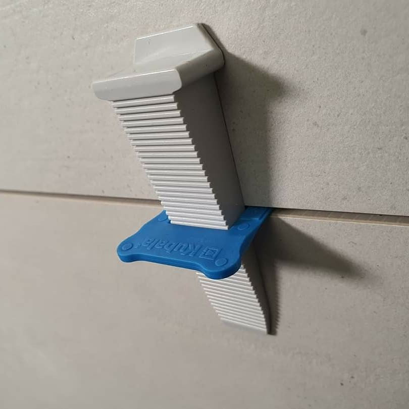 Cleme Nivelare Premium Placi Ceramice Gresie/Faianta Kubala Smart Level Pro 1Mm, Pachet 100 Buc Cleme Nivelare Premium Placi Ceramice Gresie/Faianta Kubala Smart Level Pro 1Mm, Pachet 100 Buc